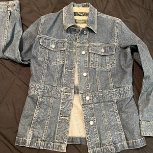 Gently Used Eddie Bauer Denim Jacket (Sz Small Womens)